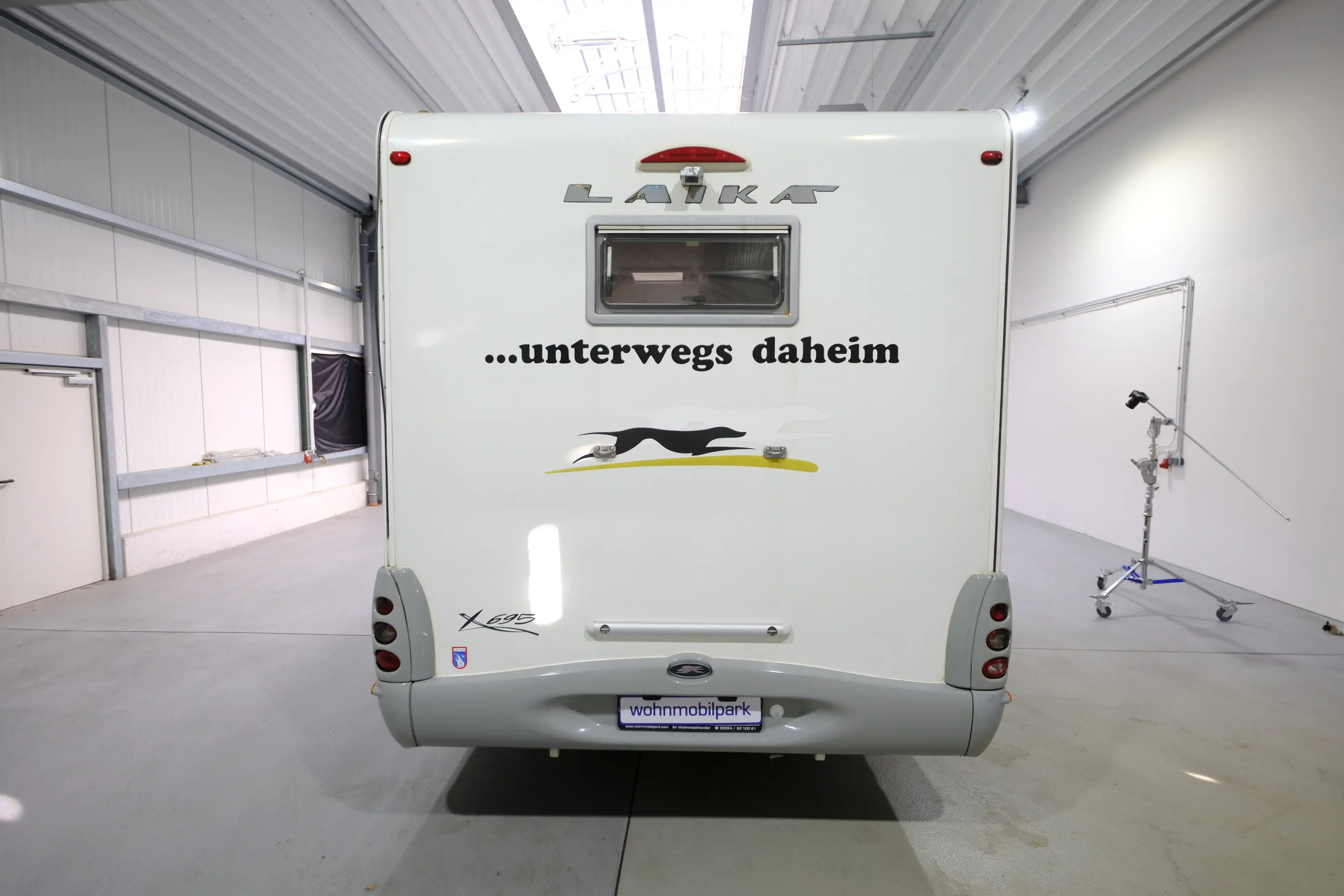 LAIKA X 695 R - Ansicht 3